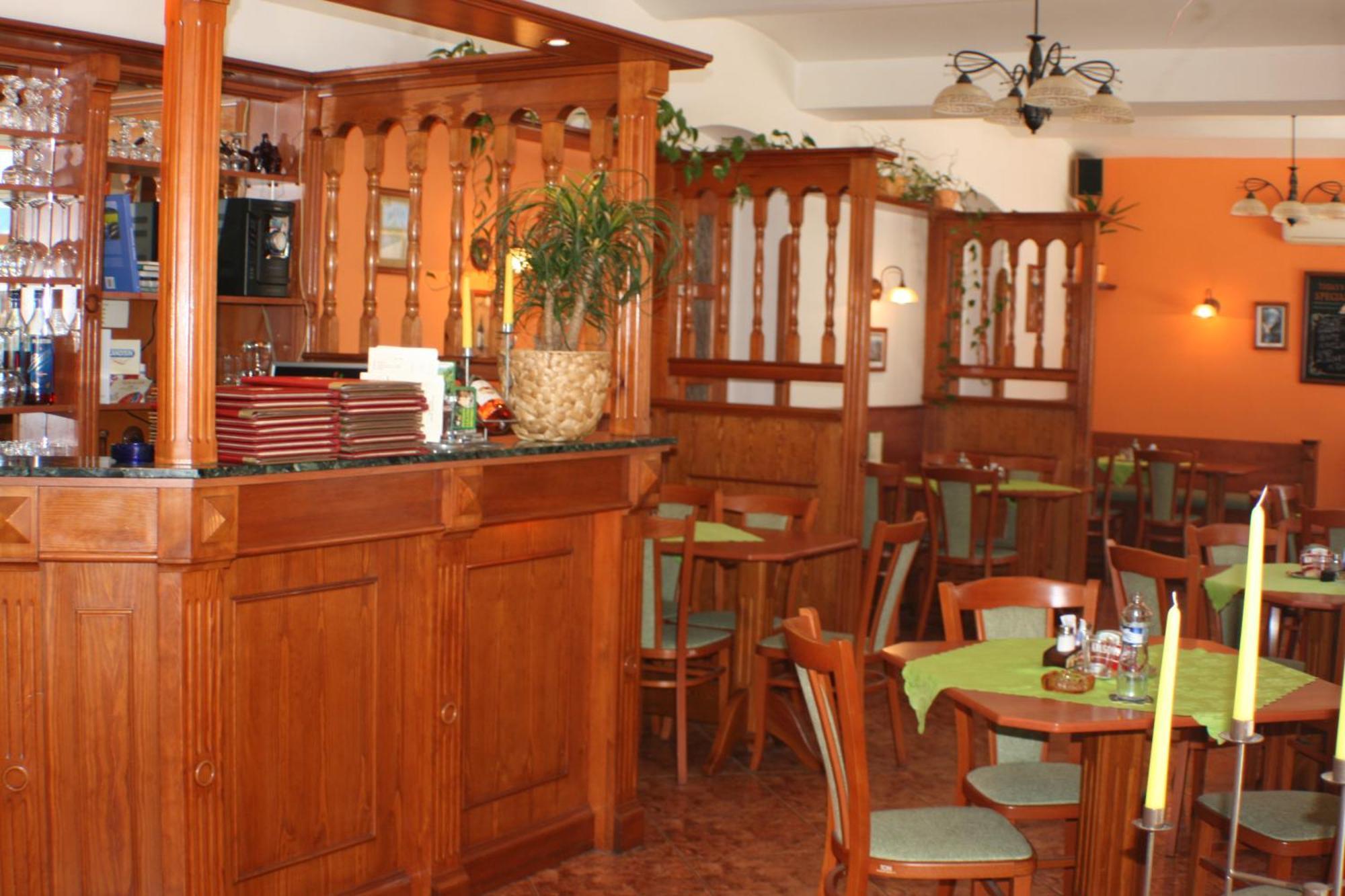 Pension-Restaurace Lugano Hřensko Kültér fotó