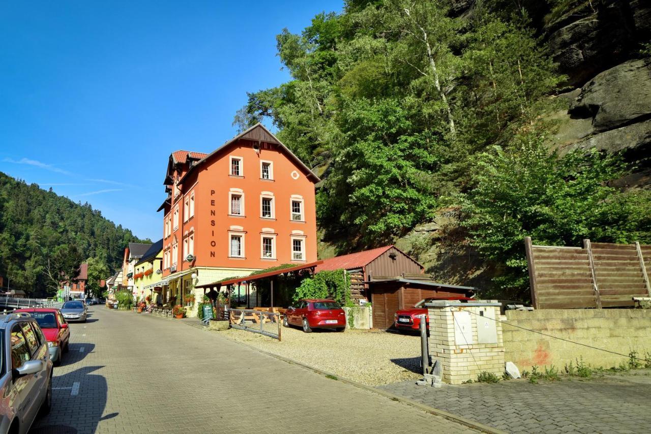 Pension-Restaurace Lugano Hřensko Kültér fotó